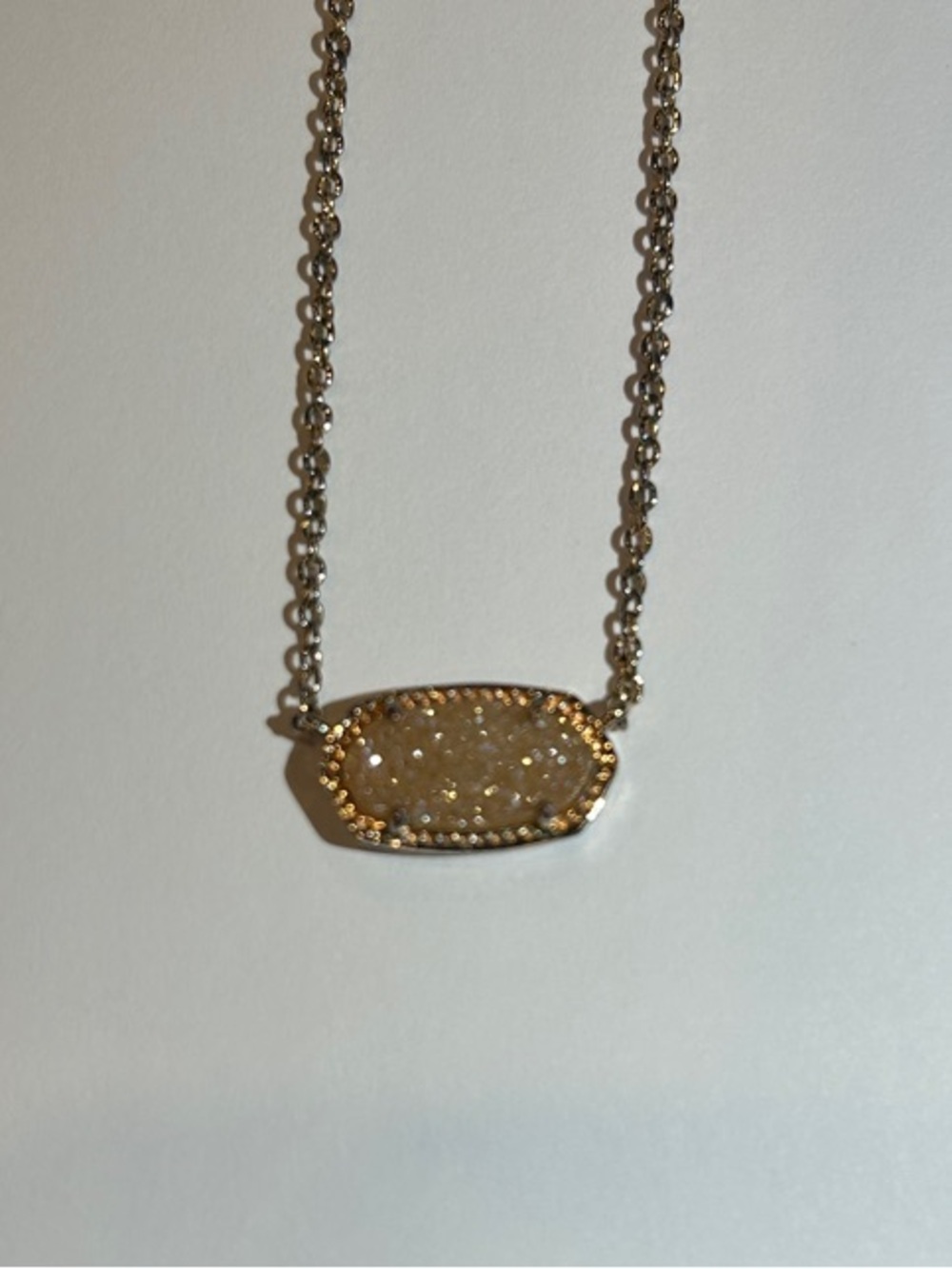 Kendra Scott Delicate Gold-tone Pendant Necklace - Women's Jewelry - Picture 3 of 3